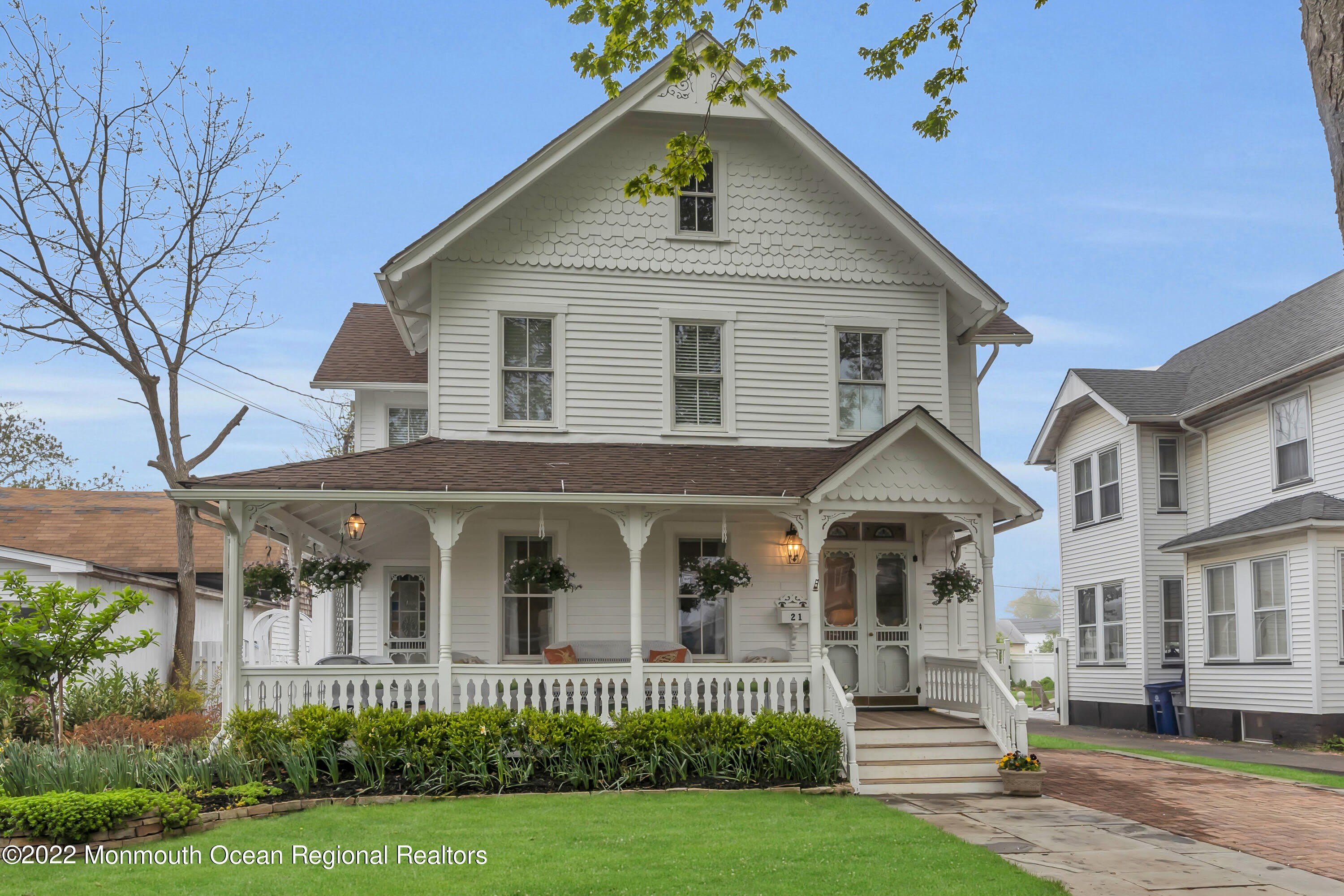 21 Pearce Avenue – photo 2