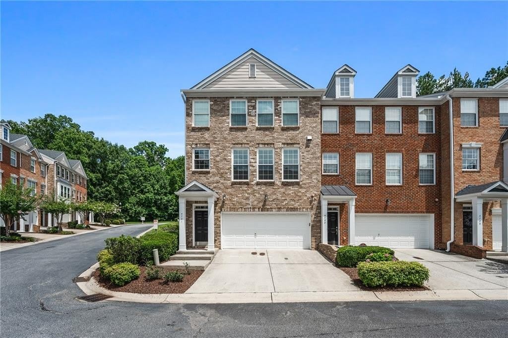 4721 Creekside Villas Way SE – photo 1