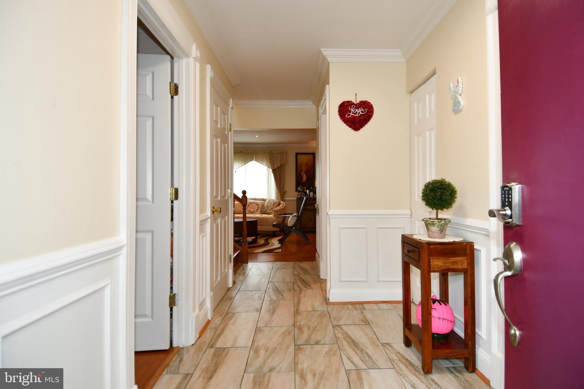 9401 HICKORY VIEW Place – photo 3