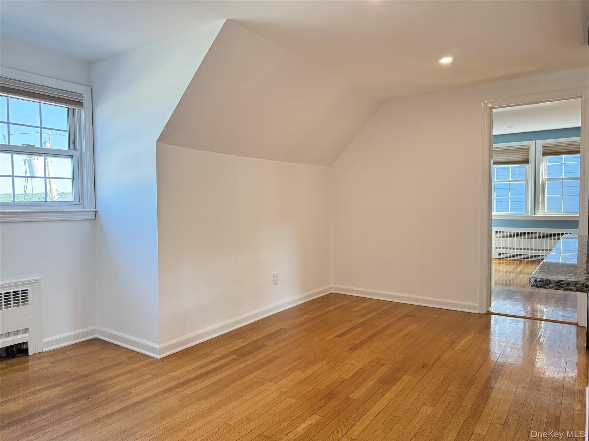 270 Gainsborg Avenue E – photo 5