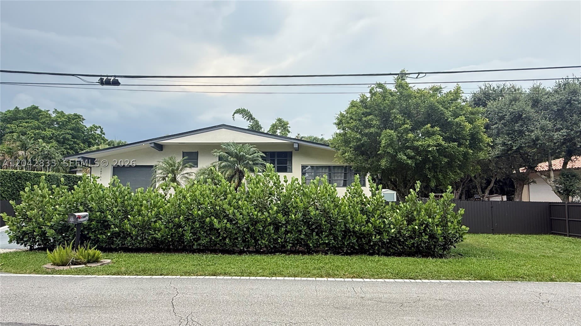 10751 SW 48th St – photo 3