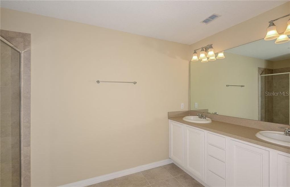 3890 Grassland Dr – photo 5