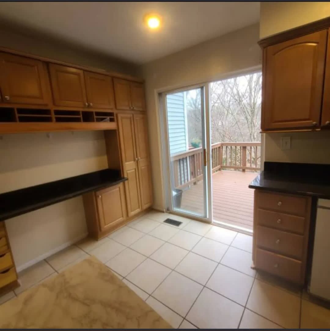 15205 Valley Stream Dr – photo 2