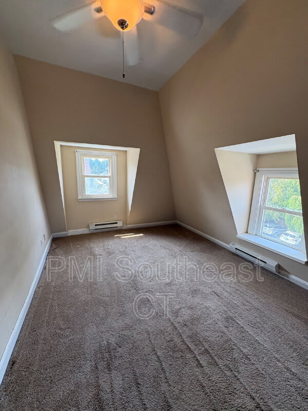 285 Montauk Avenue – photo 4