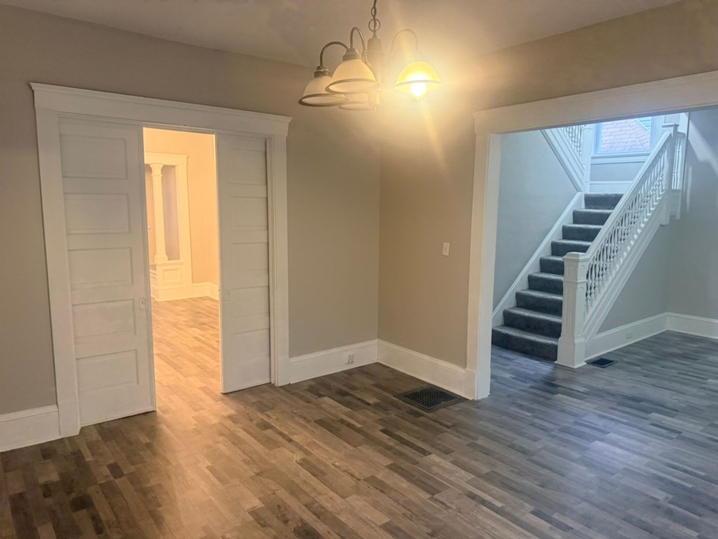 2091 W 100Th Street Cleveland Oh 44102 – photo 5