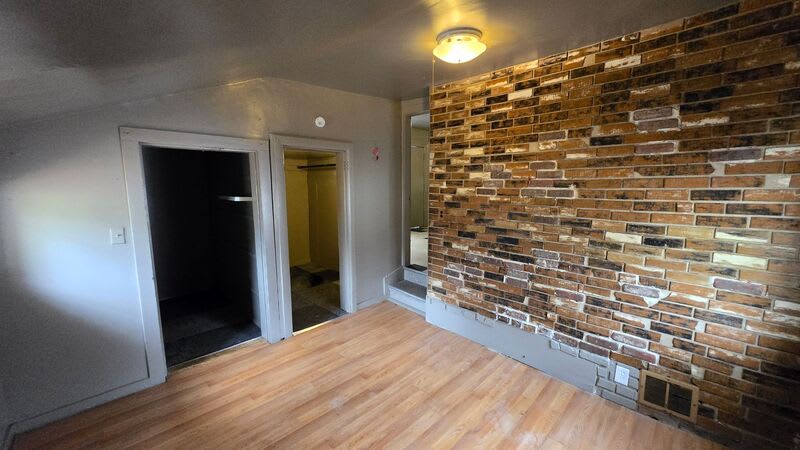 626 Jay Street – photo 2