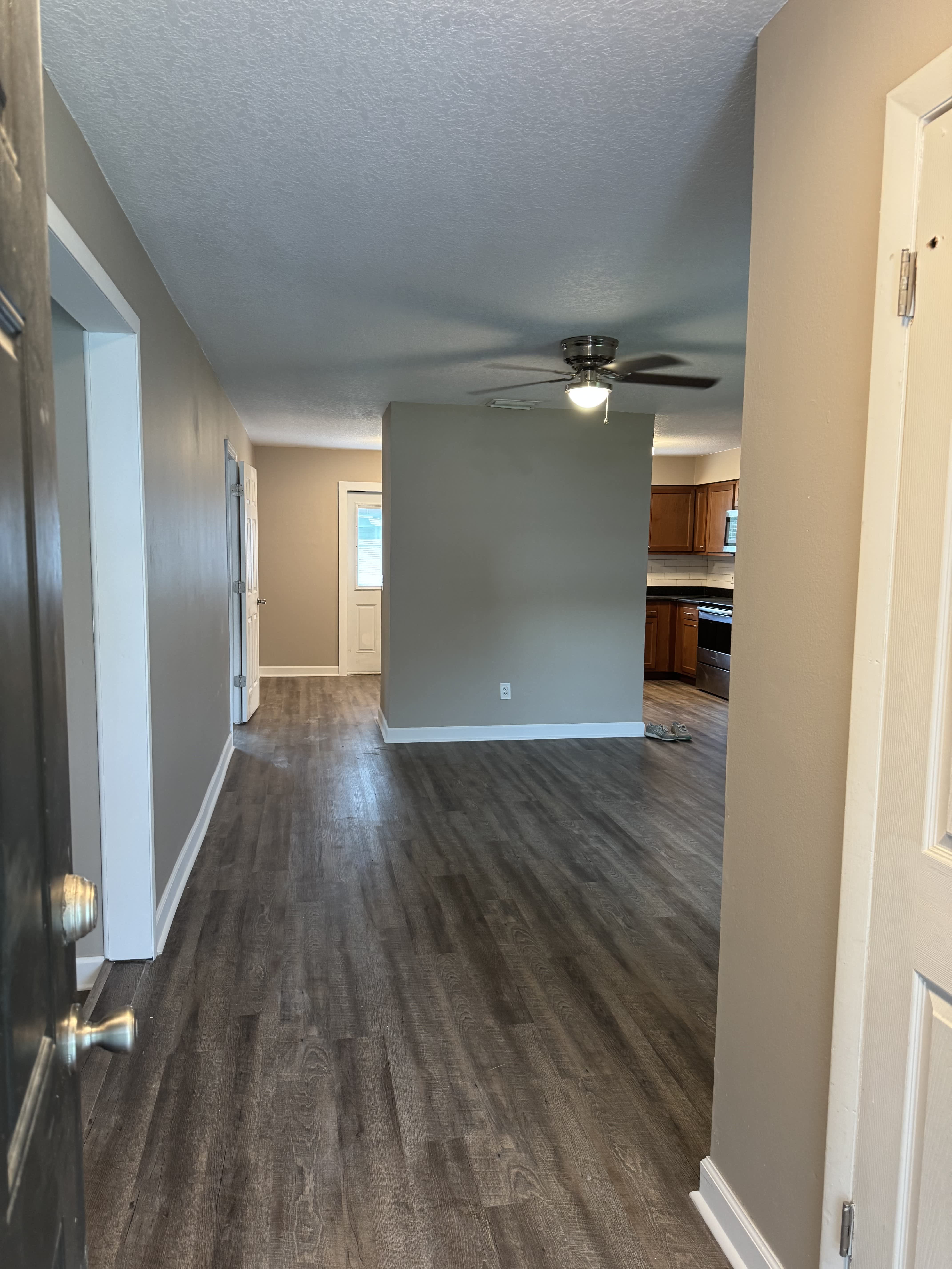 6205 South Church Avenue – photo 3