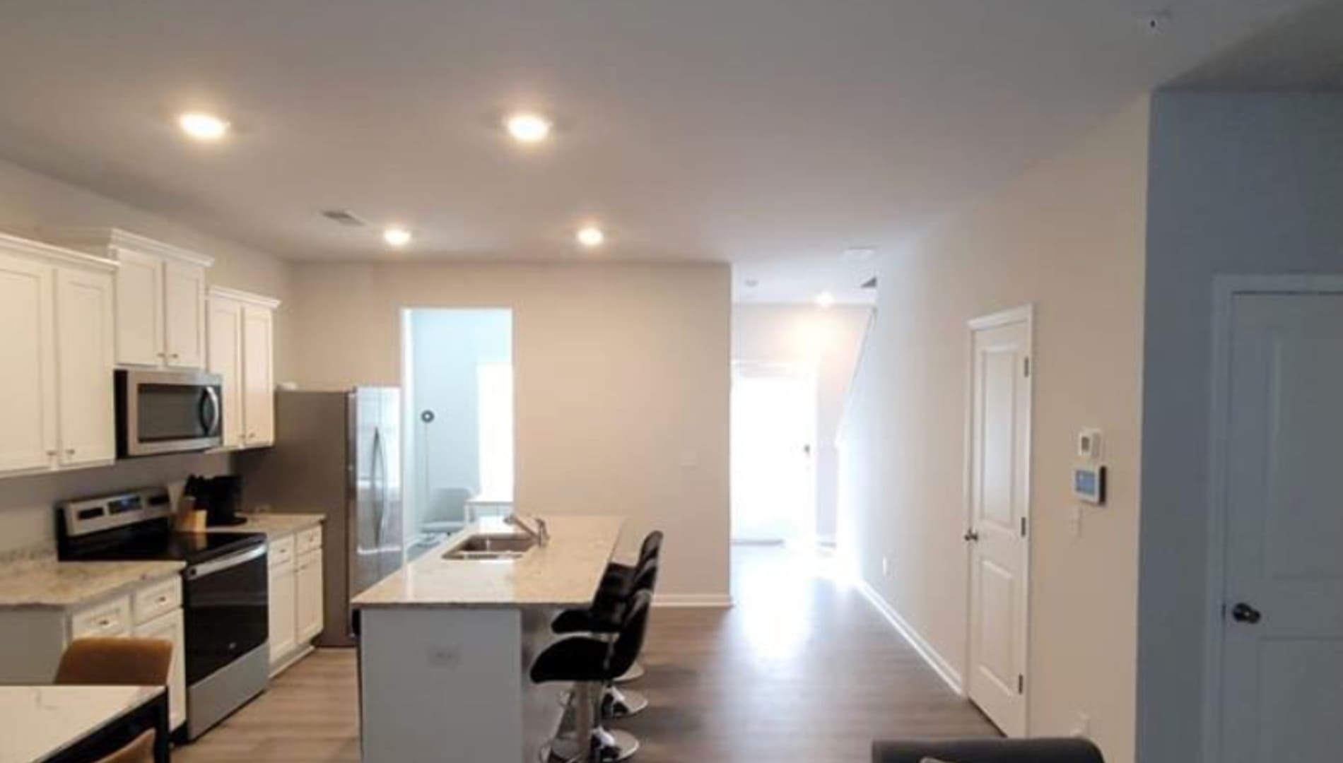 Room in 3 Bedroom Home at Shaffer Ct – photo 4