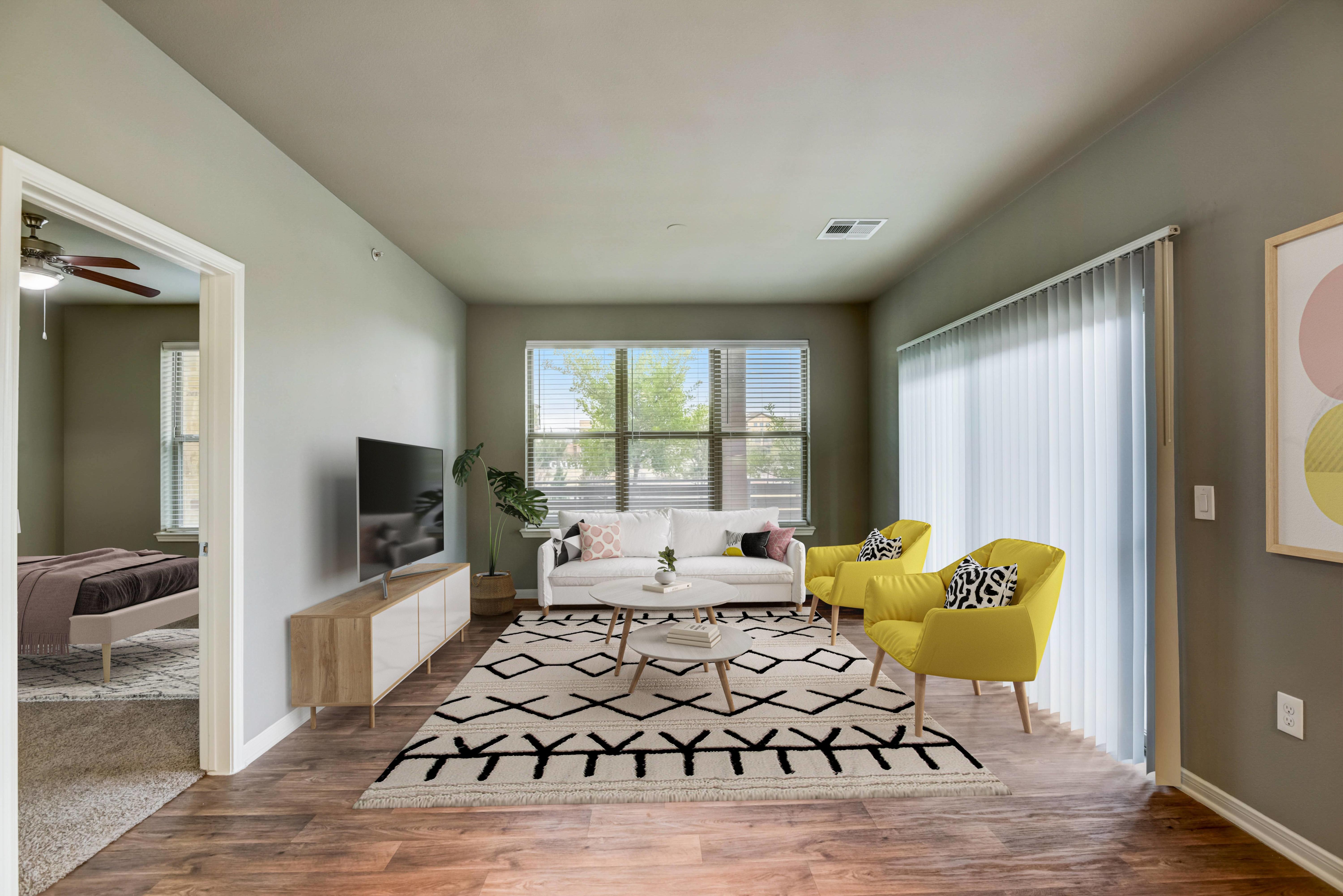 Gateway Oaks Apartments – photo 2