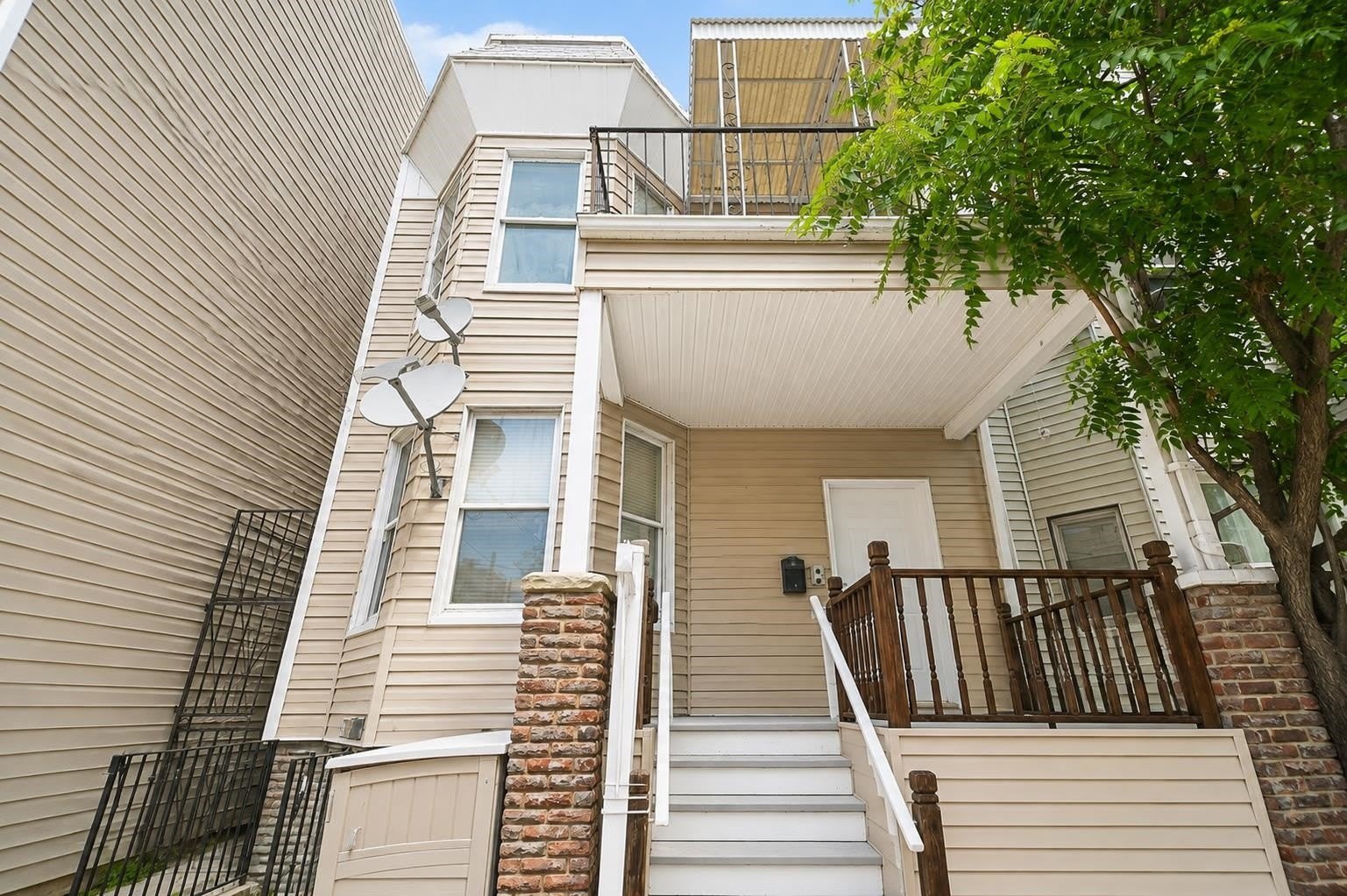 414 MONASTERY PL – photo 2