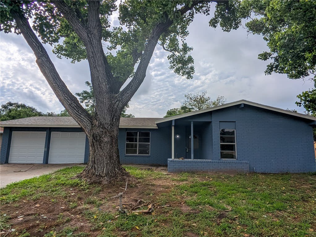 3153 Baybrook Drive – photo 1