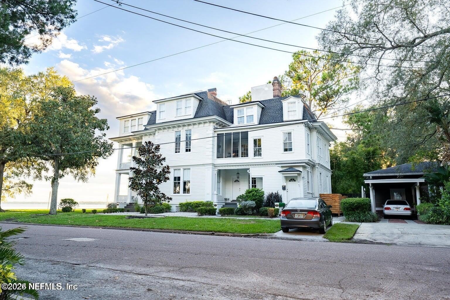 2105 RIVER Boulevard – photo 4