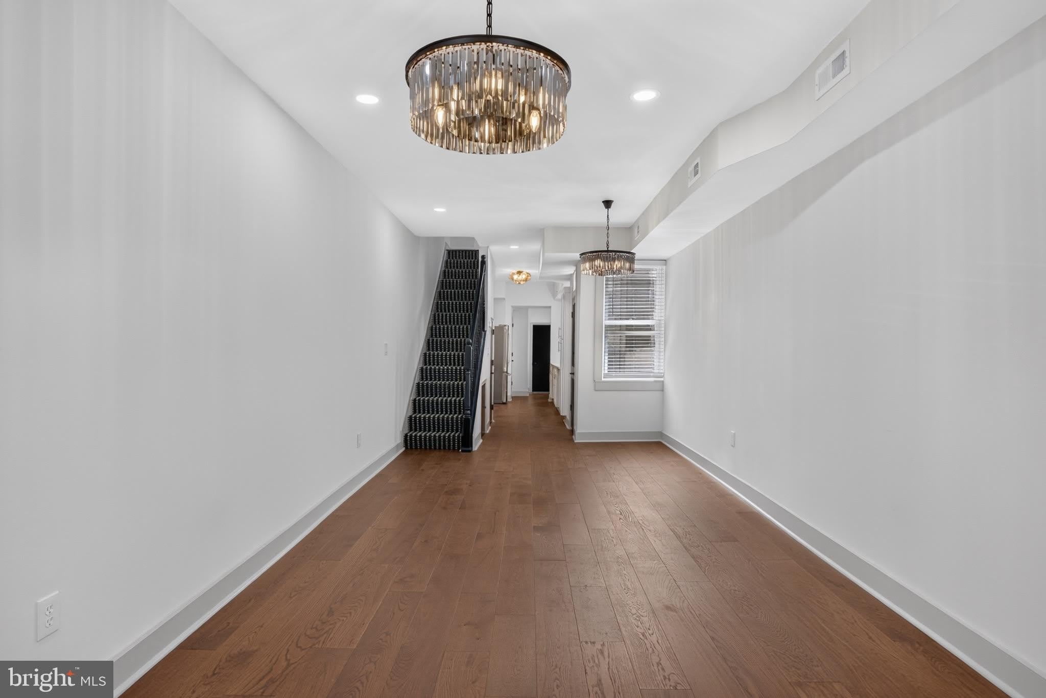 3031 ELLIOTT Street – photo 4