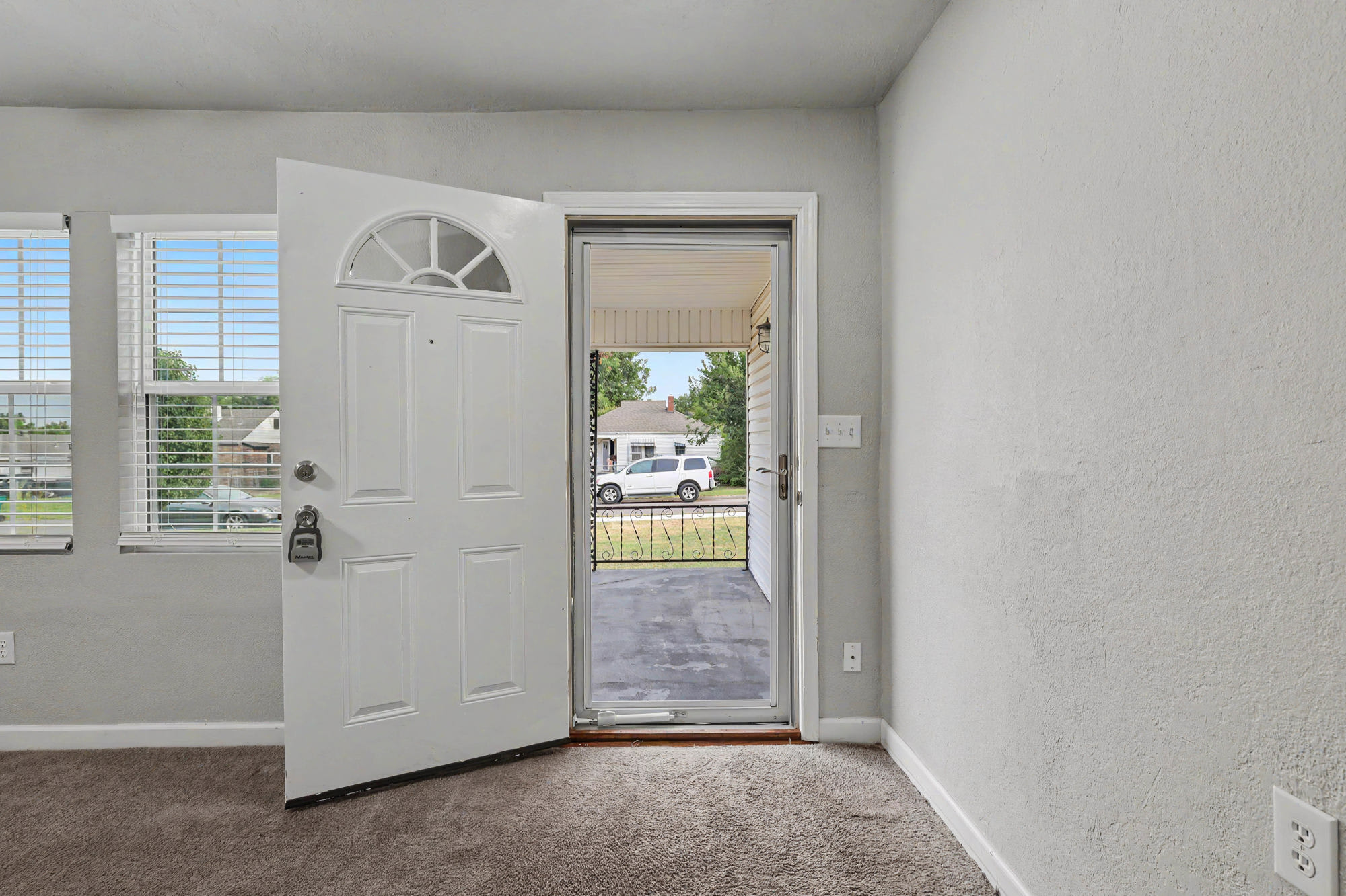 537 Southwest 45th Street – photo 5