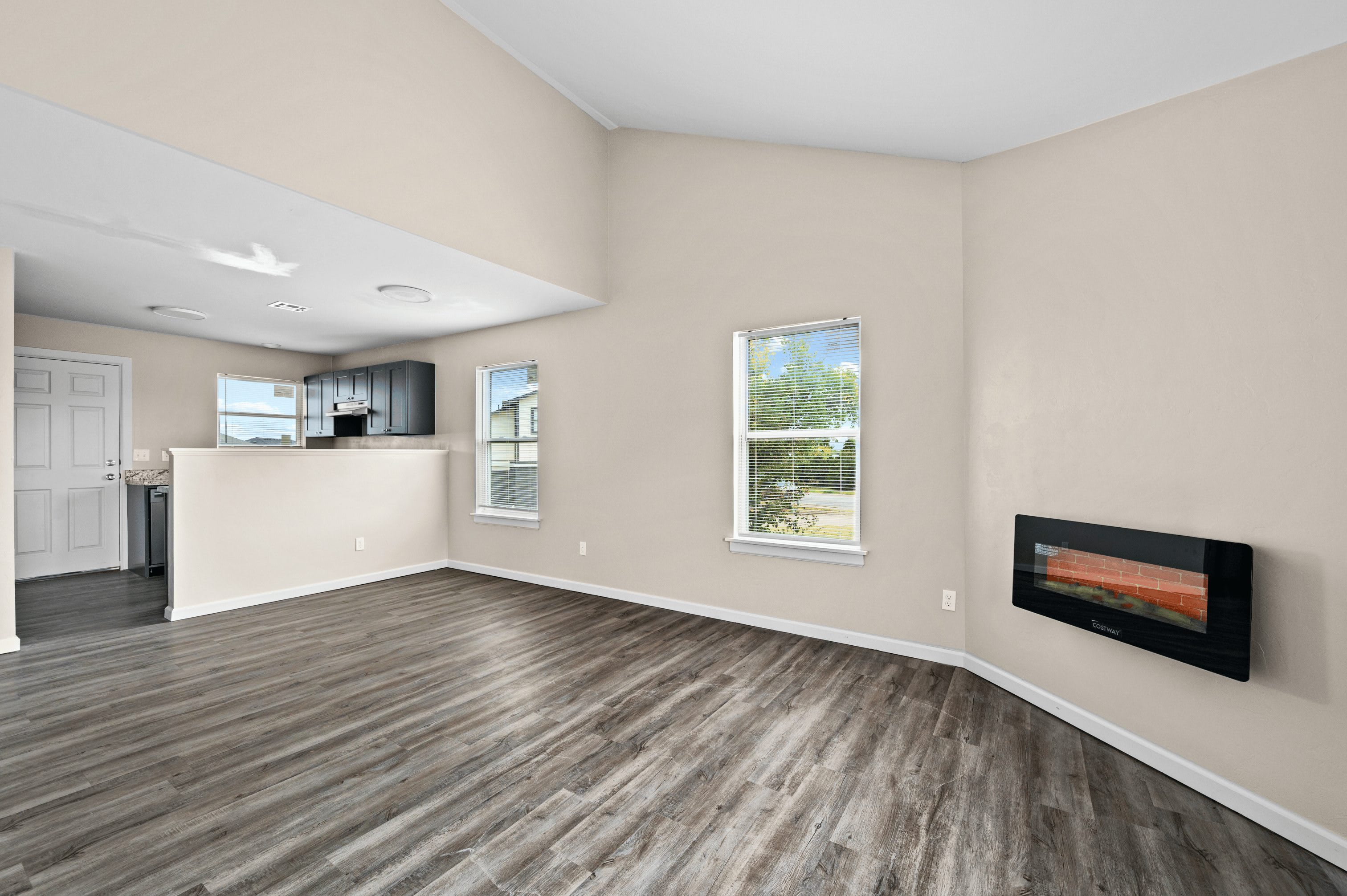 Diamond Ridge Townhomes – photo 4