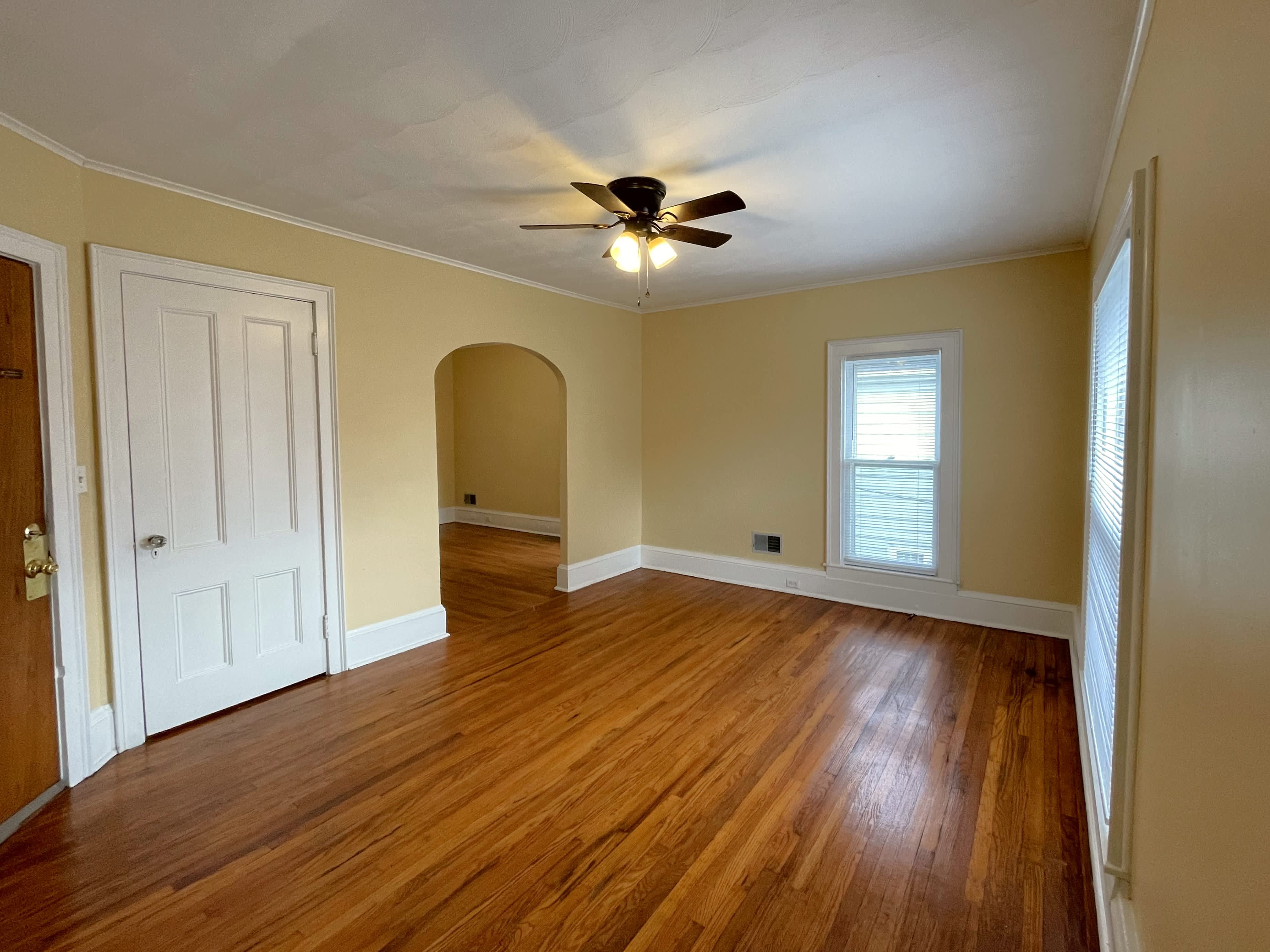 110-112 Elm St – photo 2