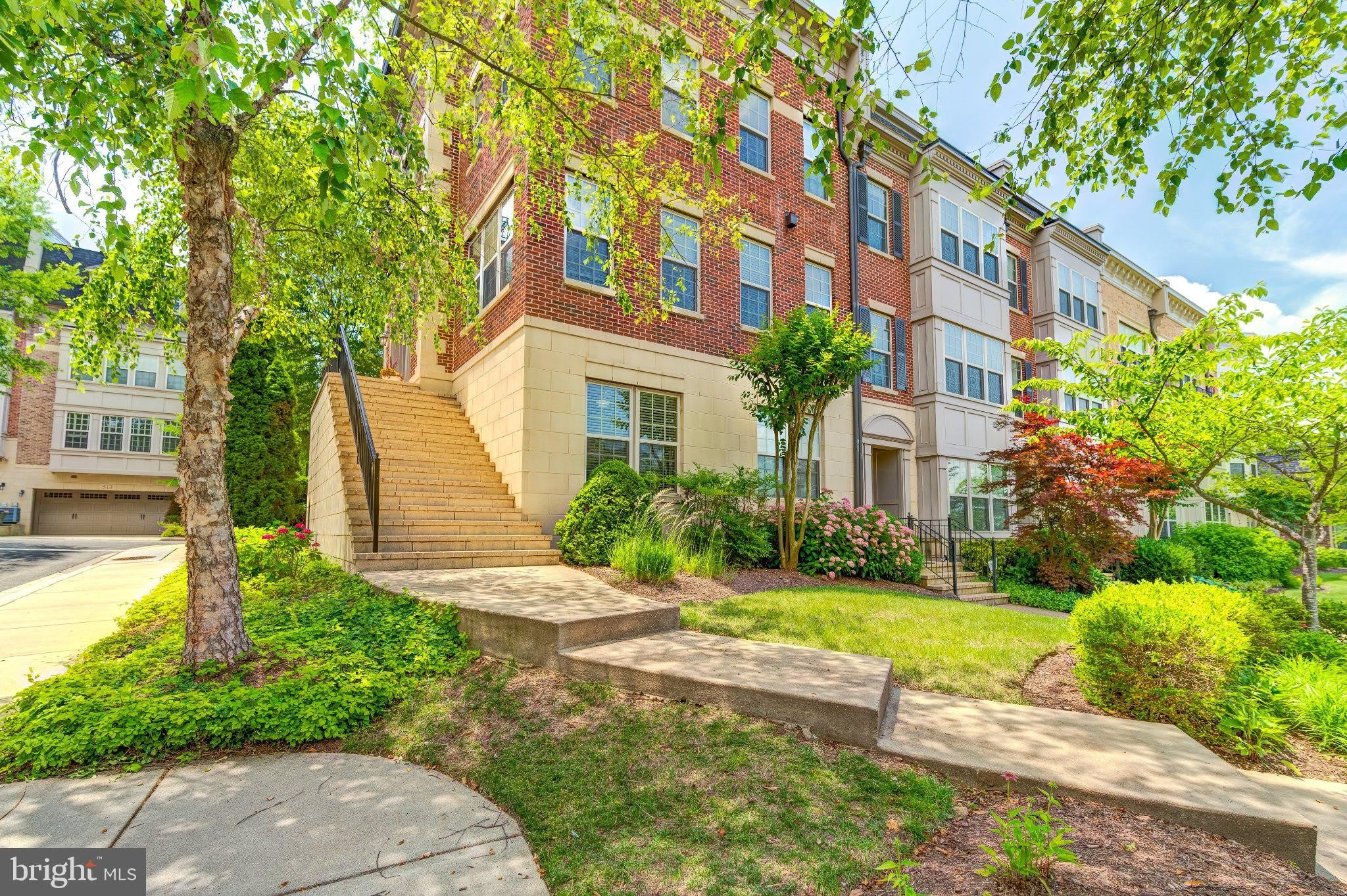 510 OVERLOOK PARK Drive – photo 3
