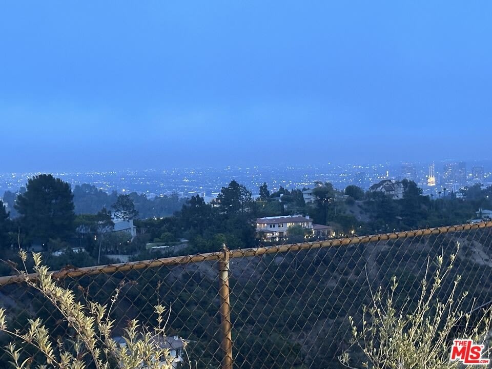 1212 Roberto Ln – photo 4