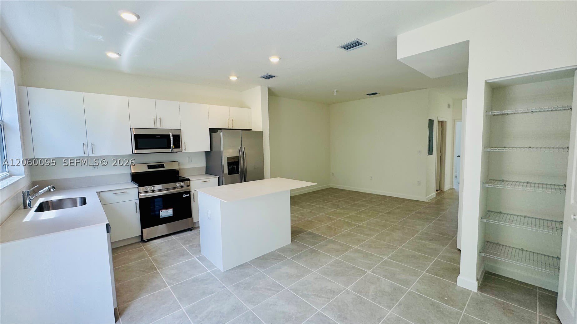 2632 SE 27th Dr – photo 5