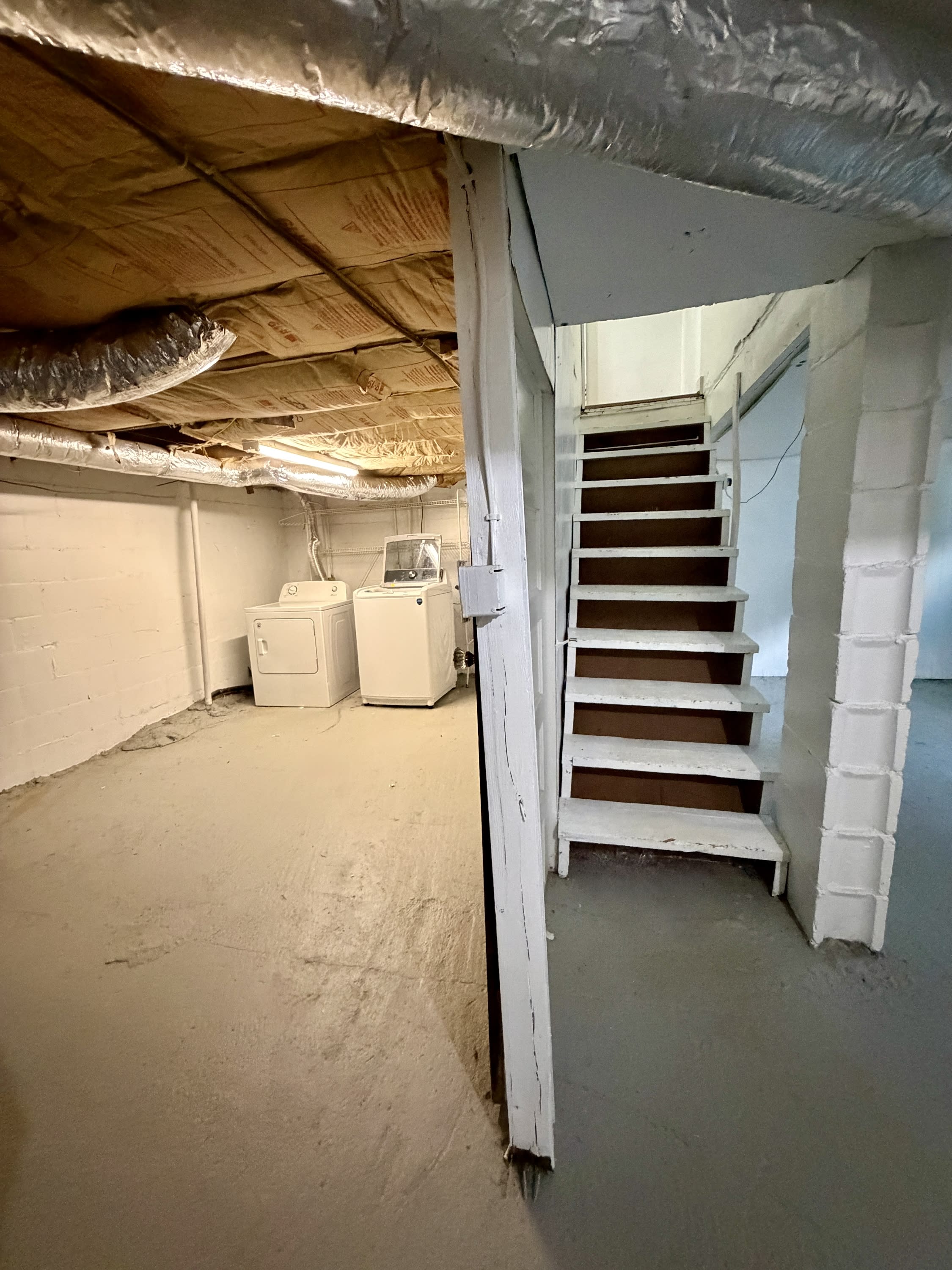 219 Bourne Avenue – photo 5