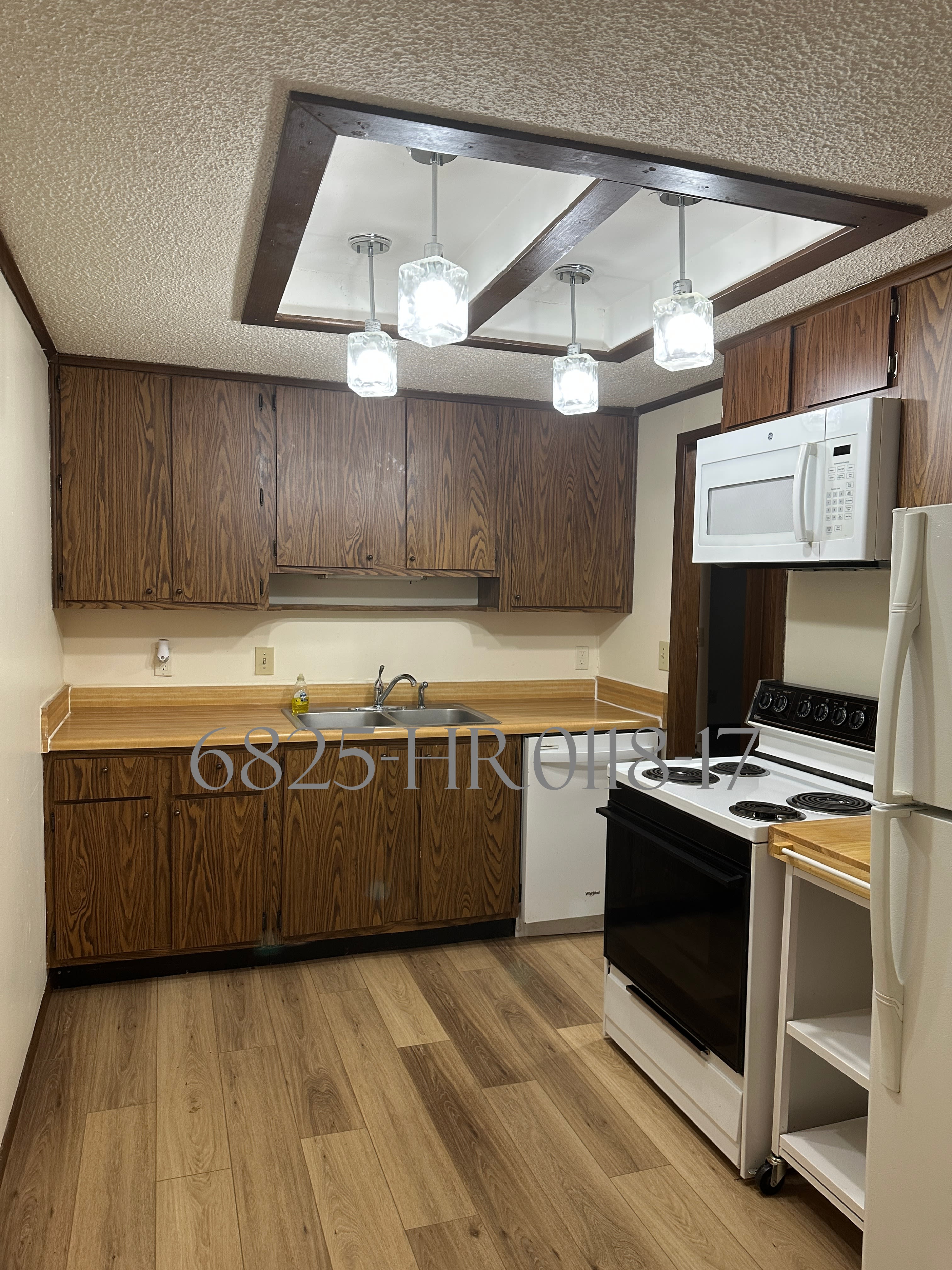 1736 Sun Apple Wy – photo 5