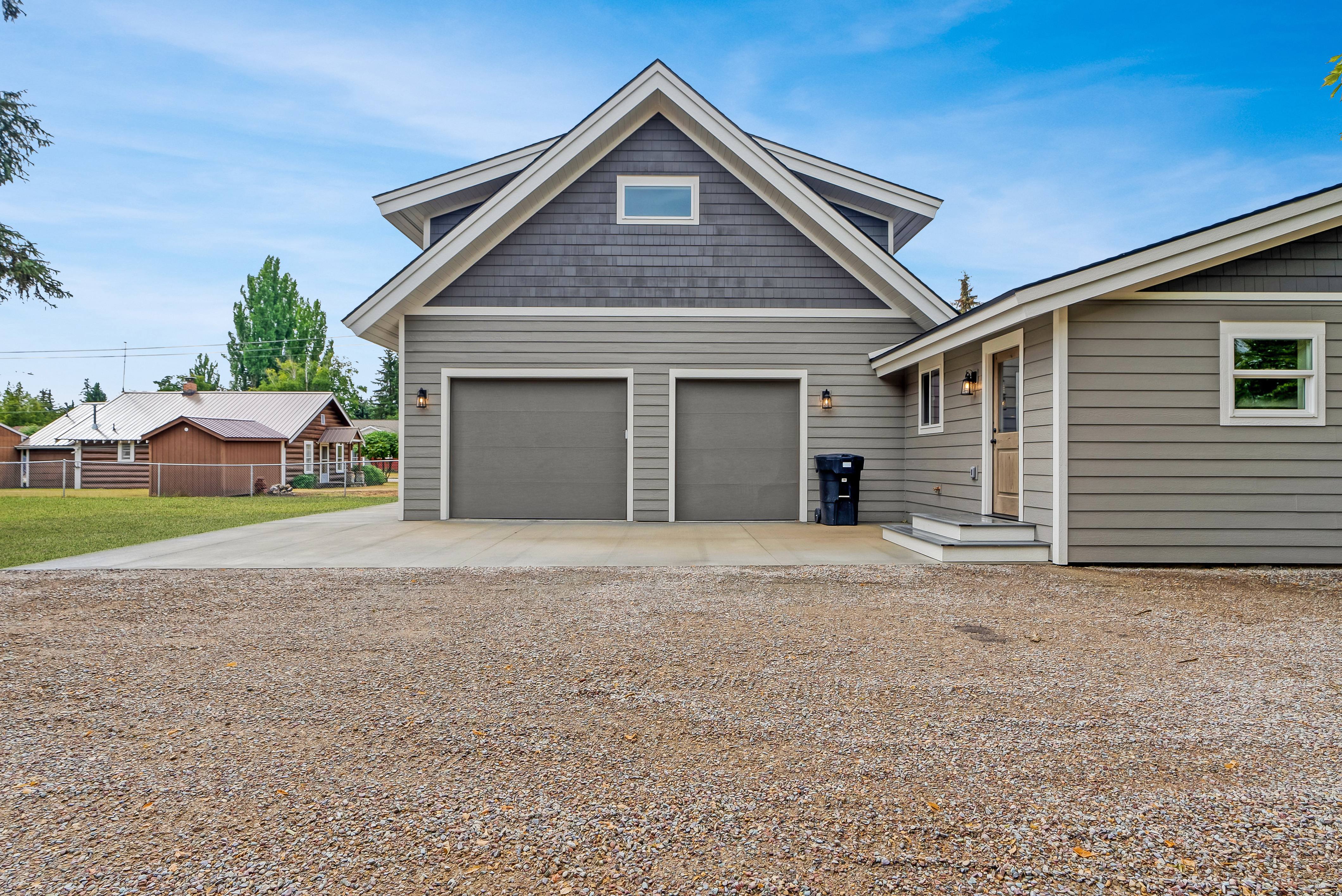 921 Columbia Avenue – photo 4