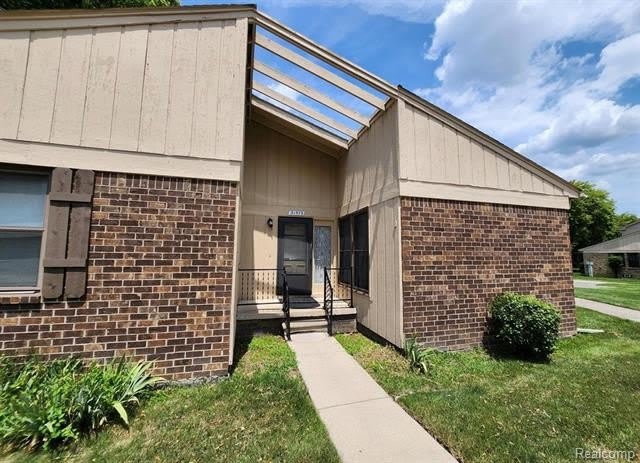 31573 GREEN MEADOW Lane – photo 1