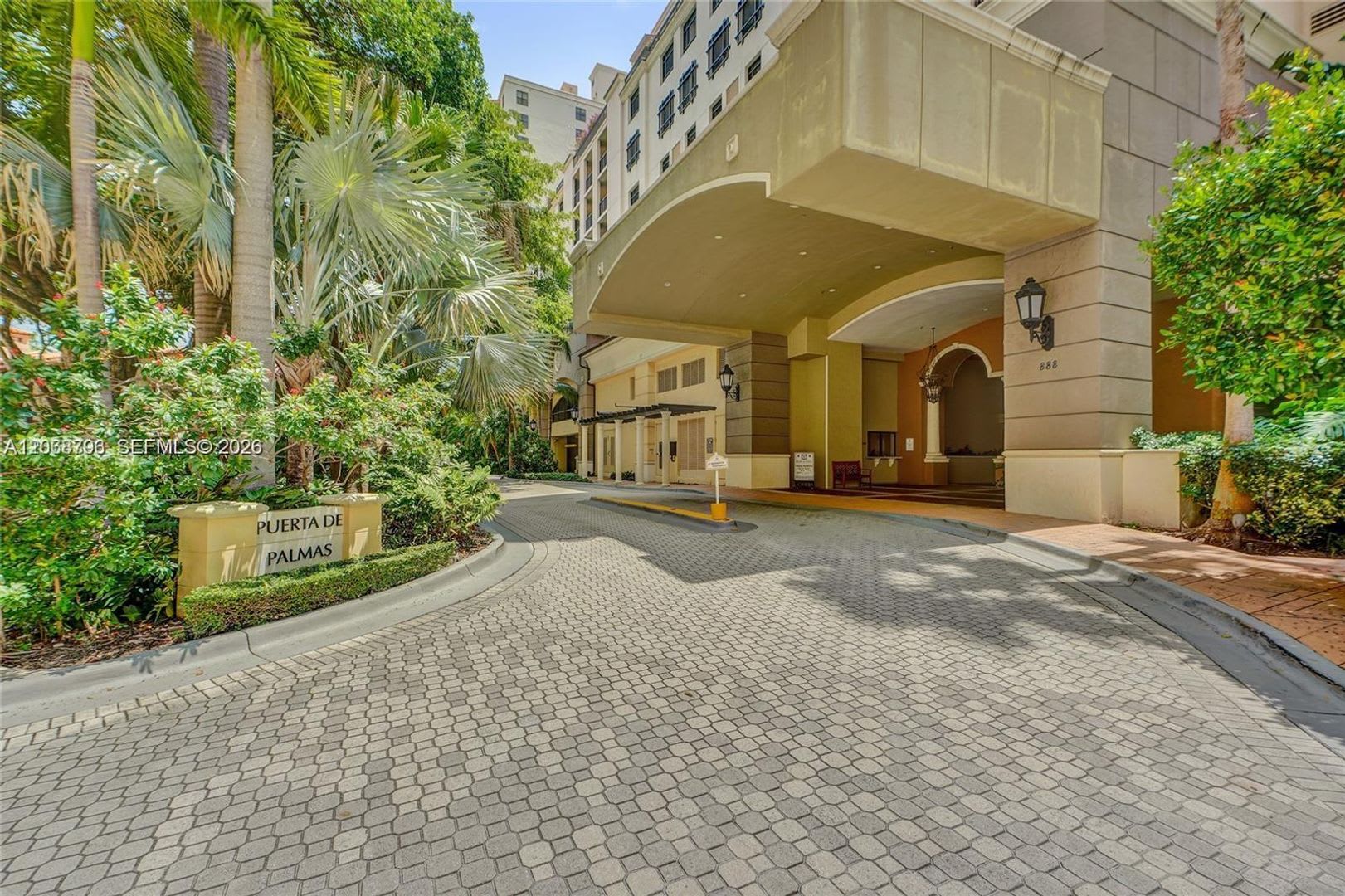 888 S Douglas Road 304, Coral Gables, FL 33134 – photo 3