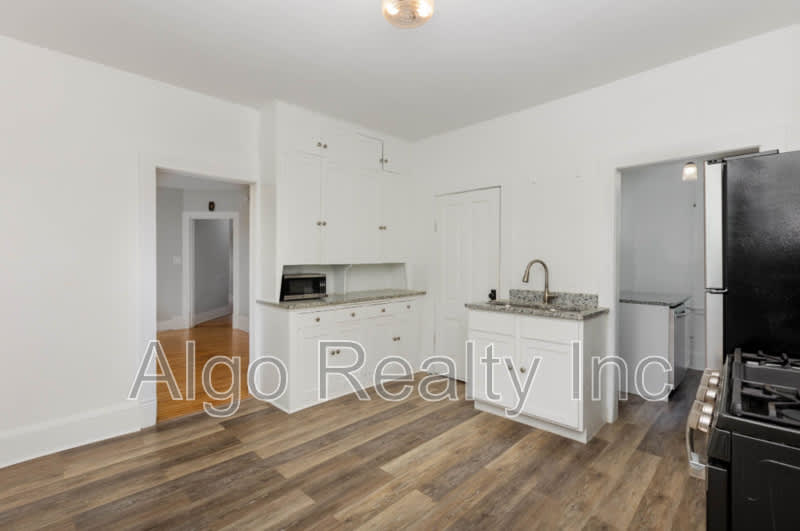 3449 Snelling Avenue – photo 2