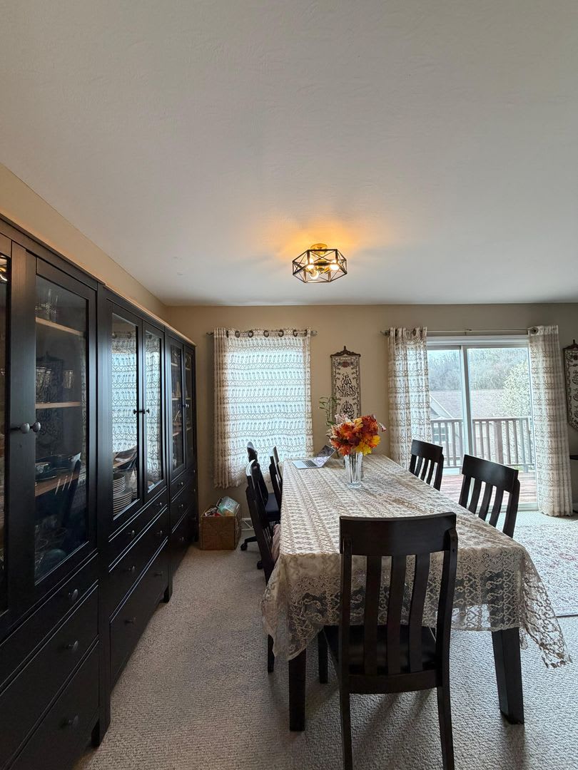 3 bedroom 2.5 bath townhome located in the Windwood Village – photo 4