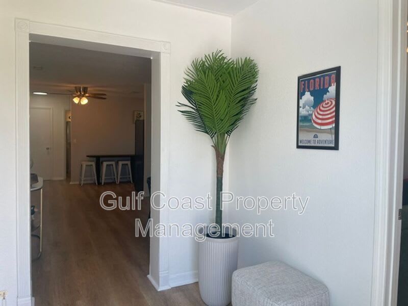 2229 Mont Clair Dr – photo 4