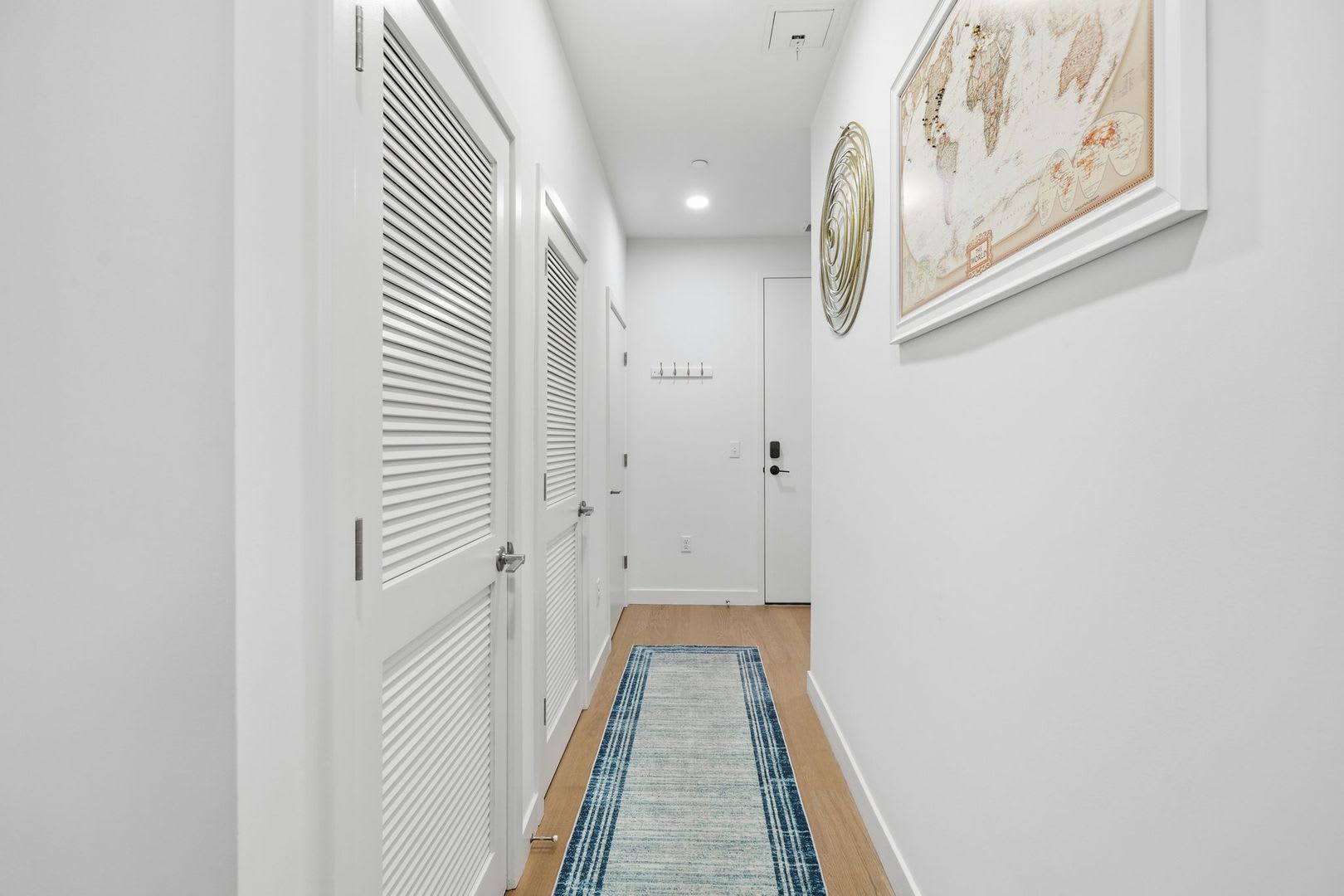 Lovely Condo at Parks at Walter Reed, Beautiful Building, Whole Foods, Gym, More! – photo 3