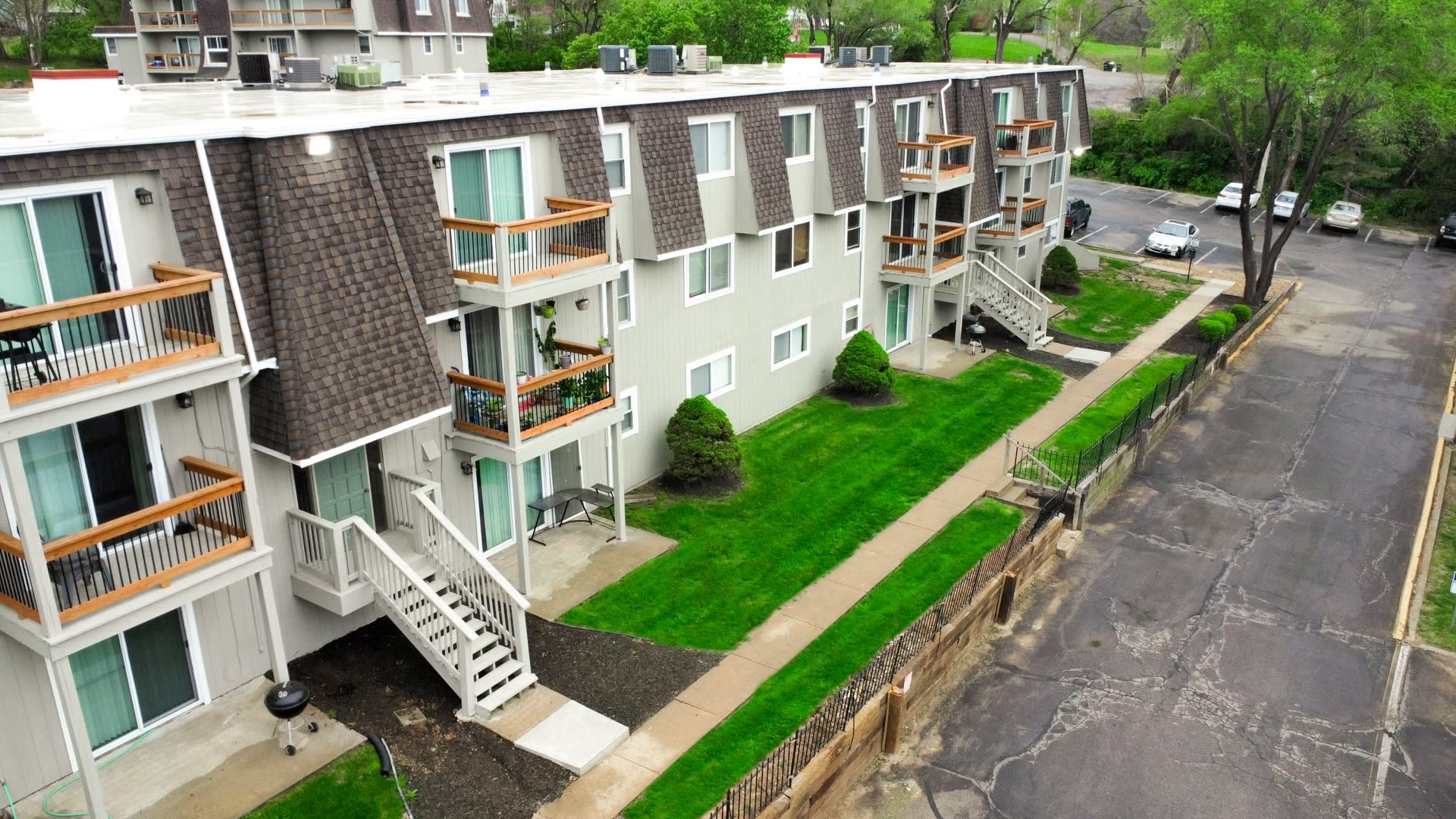 Skyline Apartments – photo 4