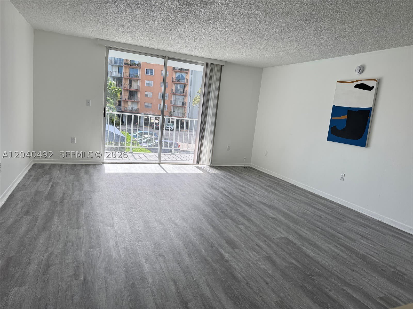 1470 NE 125th Ter – photo 4