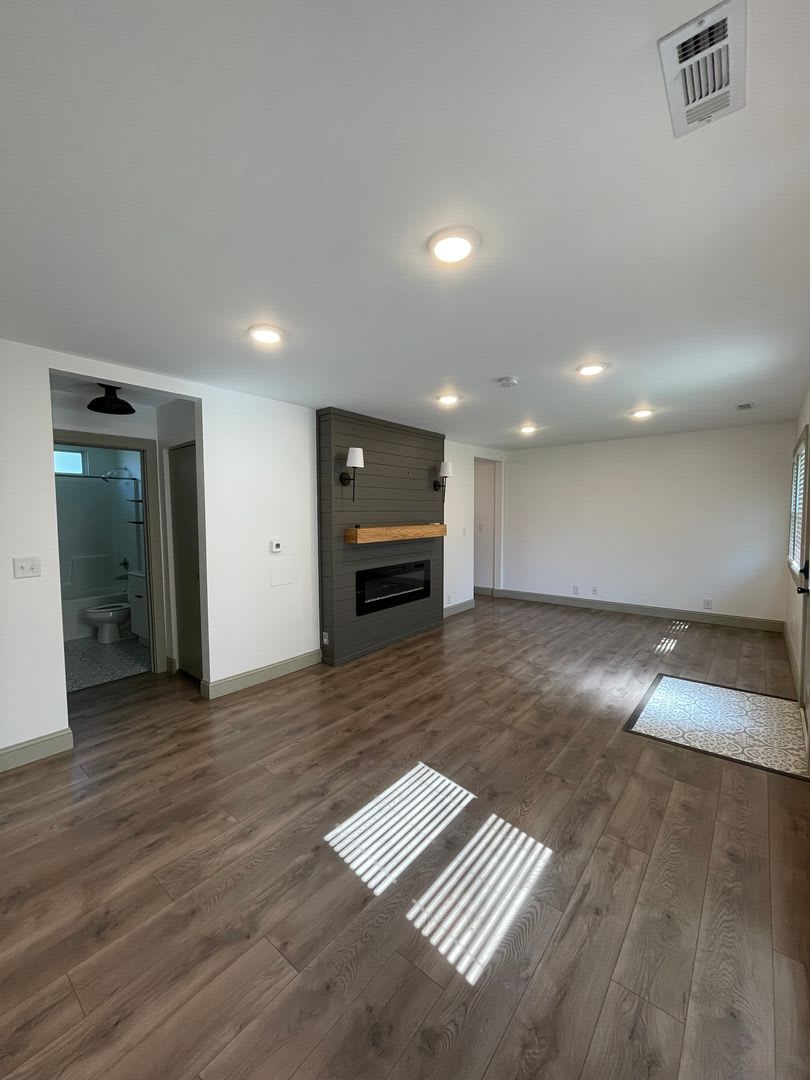 3 Bedroom Single Family Home – photo 5