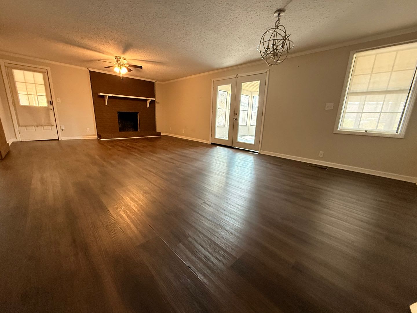 Beautiful 3 bedroom 2 bath home – photo 3