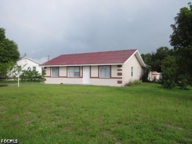 5300 5Th Street W – photo 1