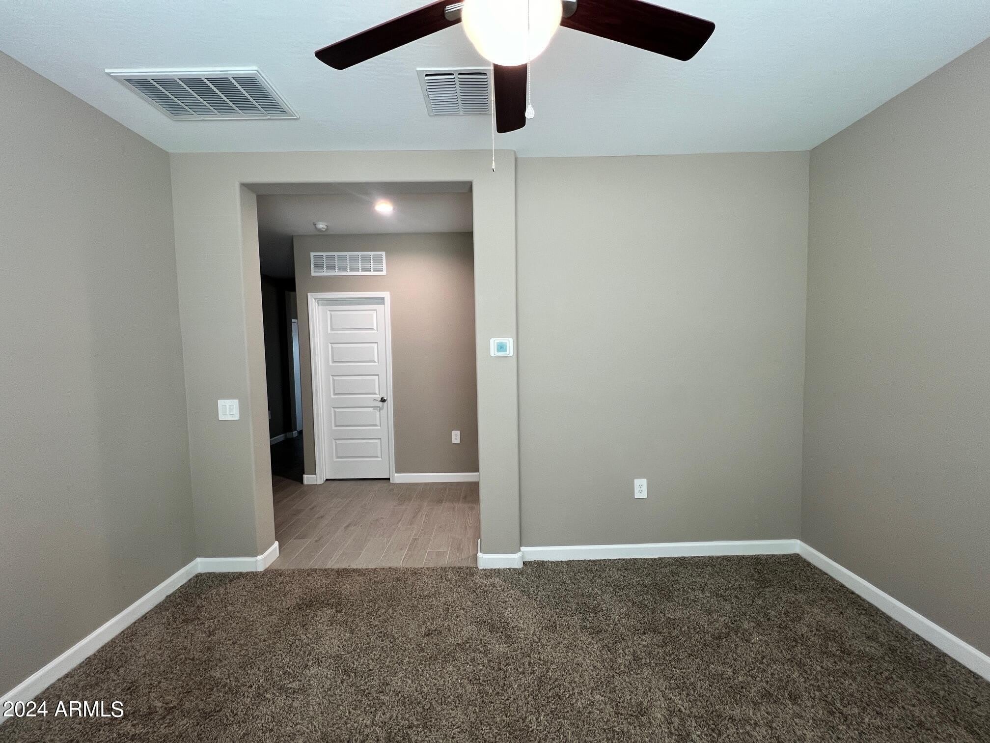 10424 S 54TH Lane – photo 5