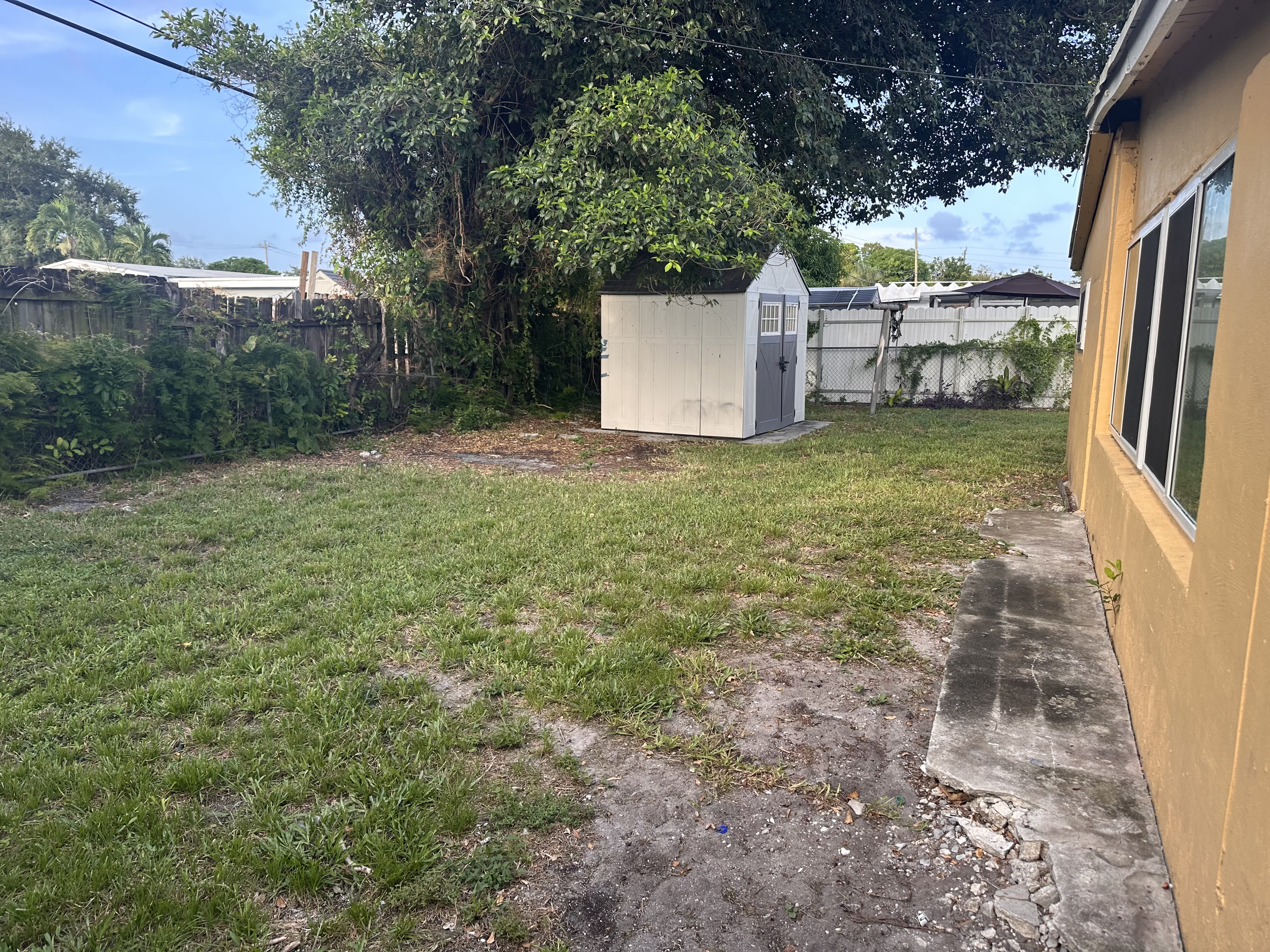 4411 Southwest 40th Street – photo 3
