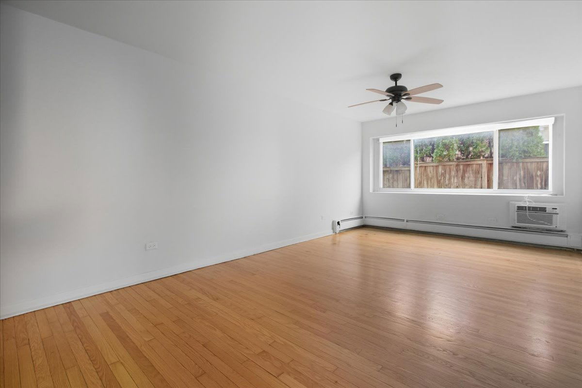 6719 North Hermitage Avenue – photo 3