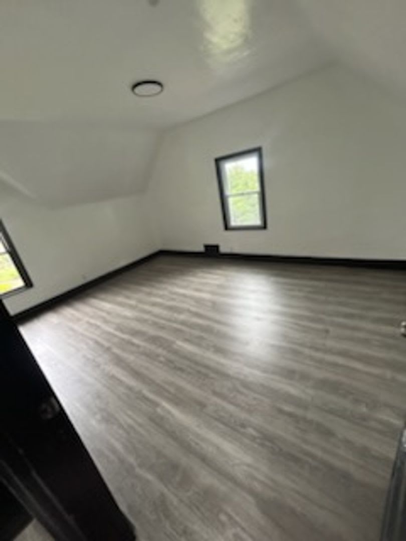 Newly Update 3 bedroom 1 bath house for rent in Port Vue! – photo 4