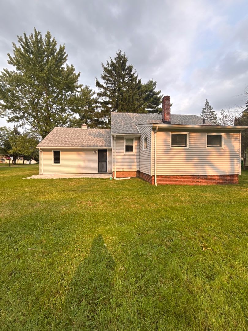 Charming 3-Bedroom Property in Prime Location – photo 3