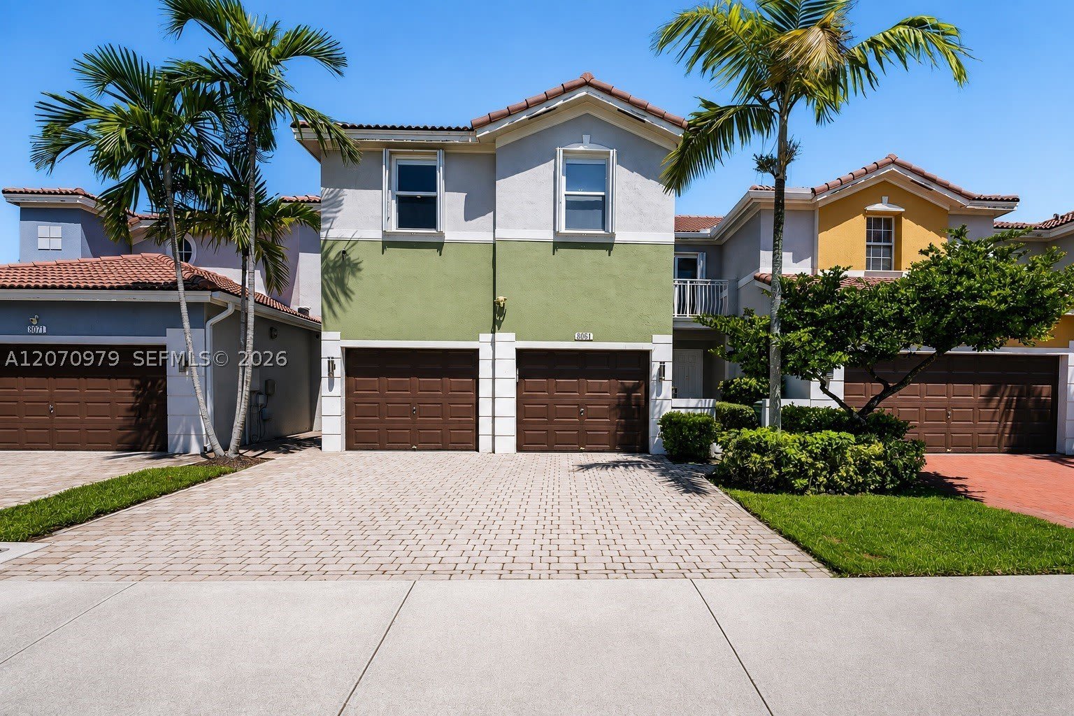 8061 NW 114th Pl – photo 2