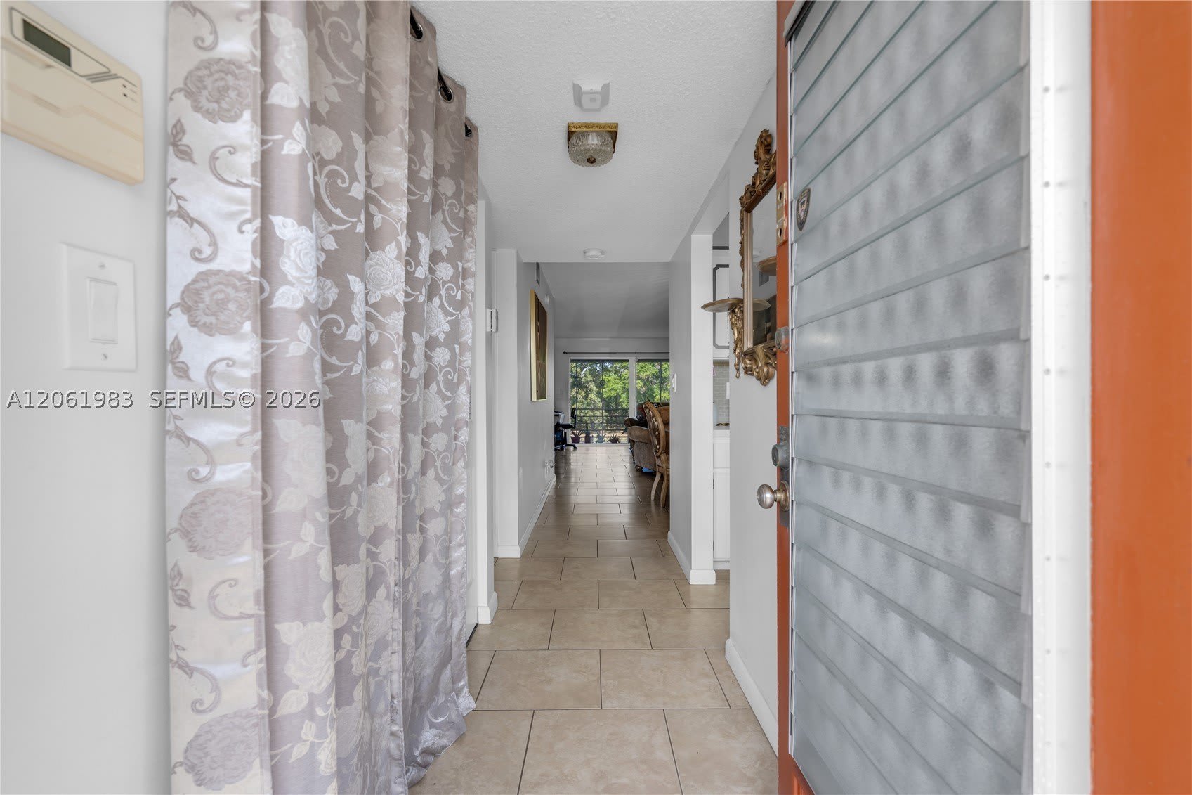 3551 Inverrary Dr – photo 2