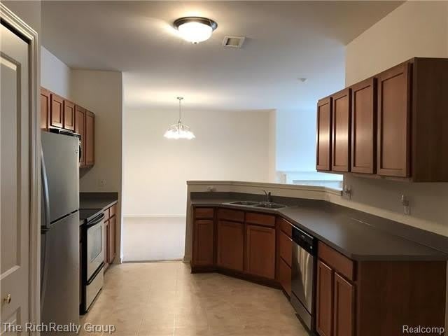 3962 Radcliff Drive – photo 3