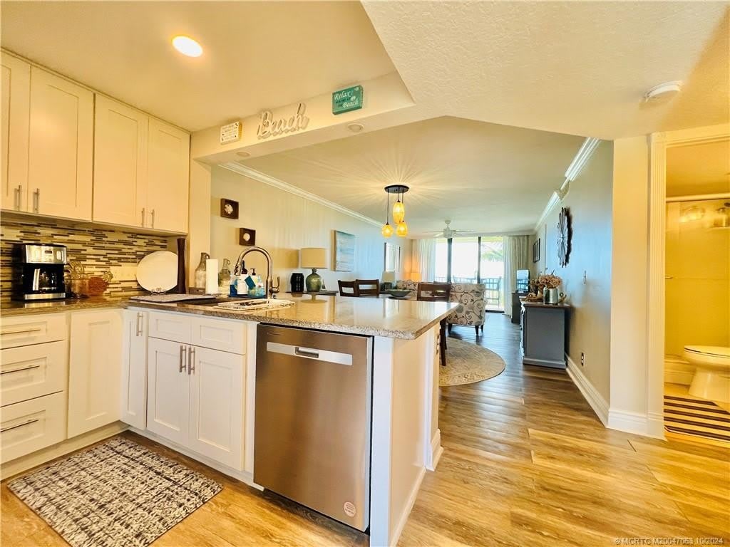 7380 S Ocean Drive – photo 4