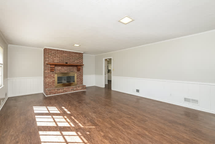 2137 Hartridge Drive – photo 4