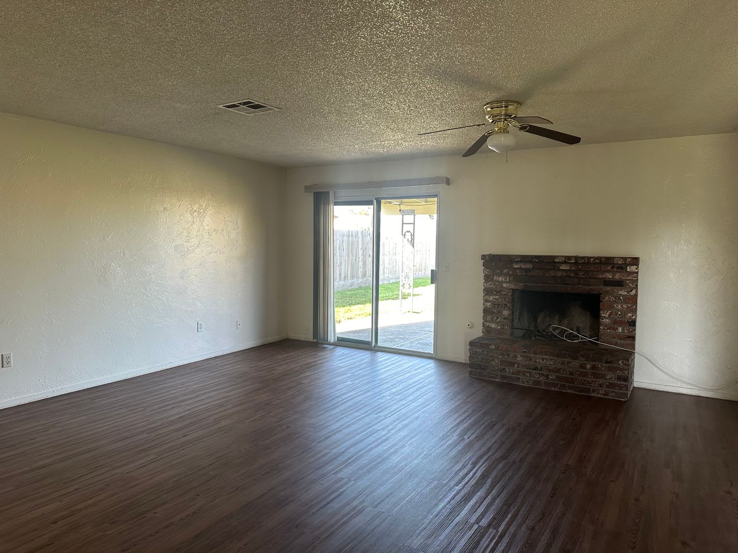 Great House for rent in Visalia! – photo 3