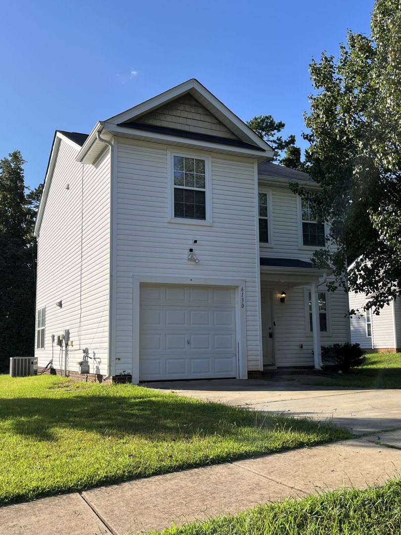 COMING SOON!!! Refreshed 3 Bedroom House in NW Charlotte – photo 1