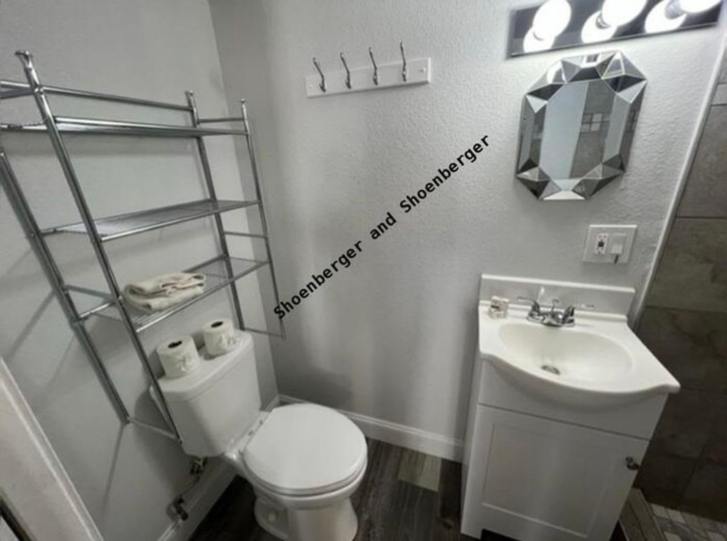1355 Prater Way # A – photo 4